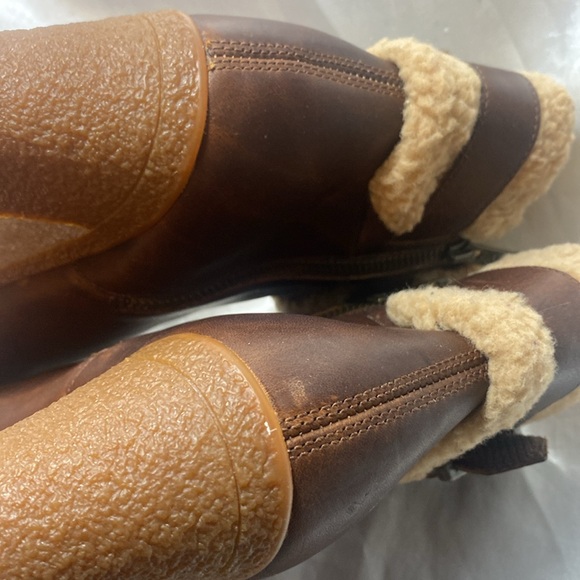 Timberland Glancy Teddy Fleece Brown Leather Heel Ankle Boots Size Womens 8.5 - Picture 5 of 13